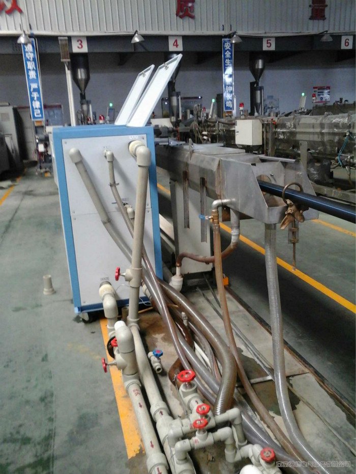 橡膠擠出模頭制冷冷水機組