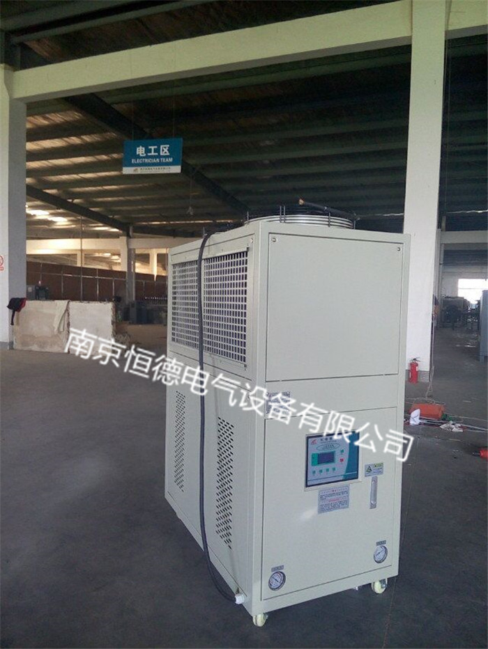 冷水機(jī)如何保養(yǎng)與維修